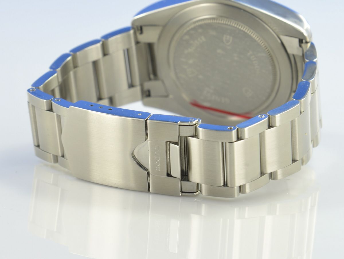 Tudor Heritage Black Bay