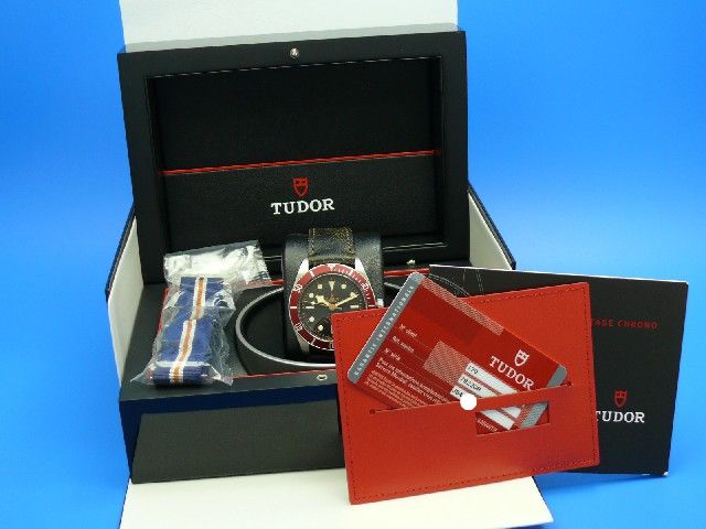 Tudor Heritage Black Bay 79220R aus 9/2013