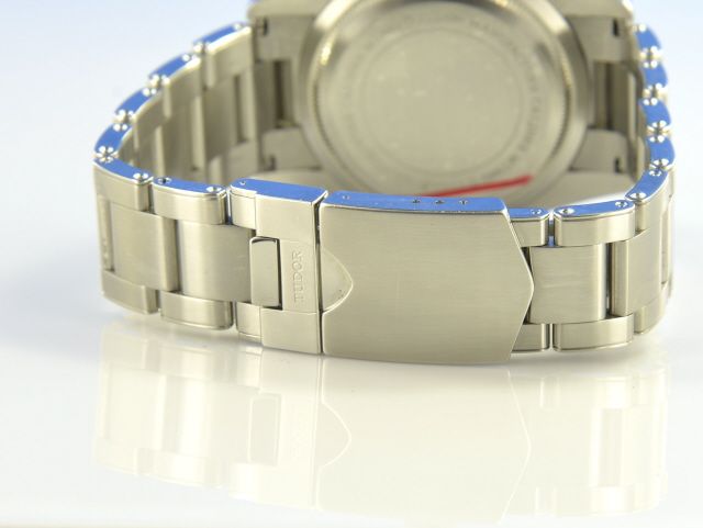 Tudor Heritage Black Bay