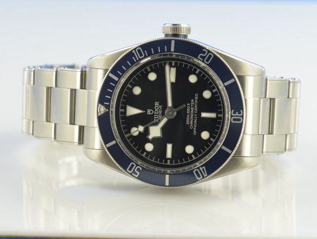 Tudor Heritage Black Bay