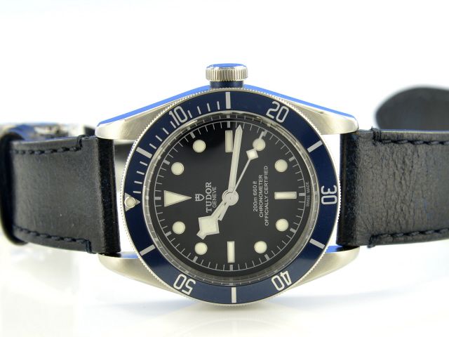 Tudor Heritage Black Bay