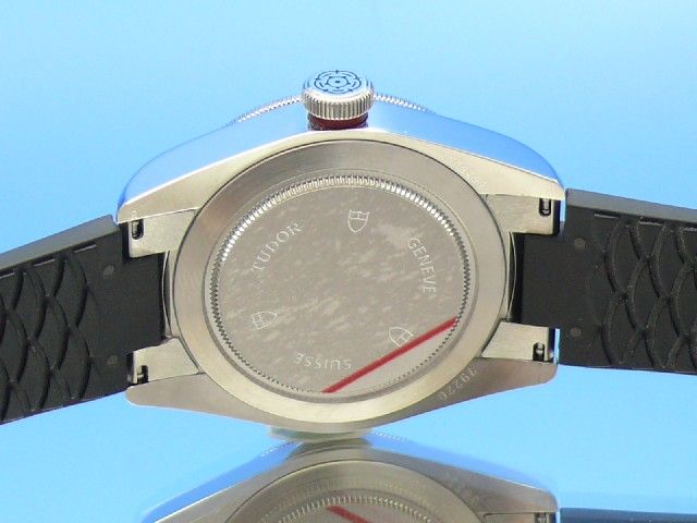 Tudor Heritage Black Bay