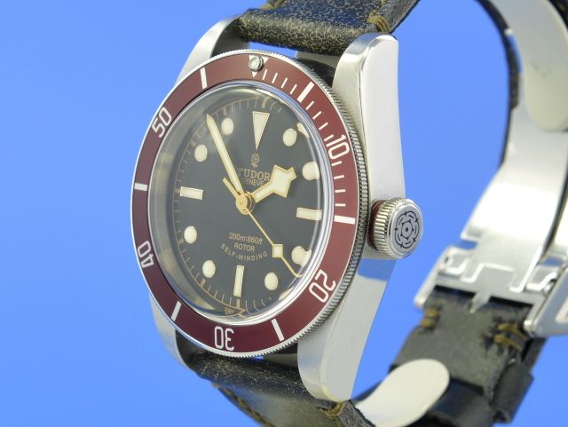 Tudor Heritage Black Bay