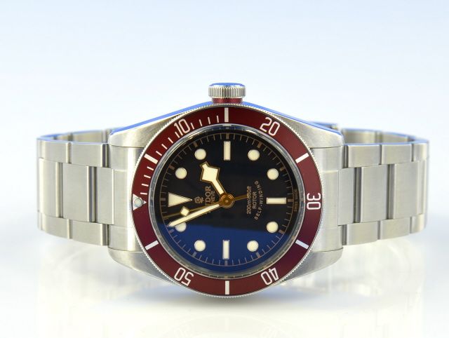 Tudor Heritage Black Bay