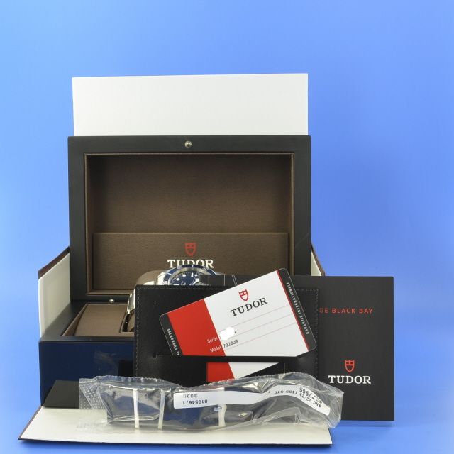 Tudor Heritage Black Bay