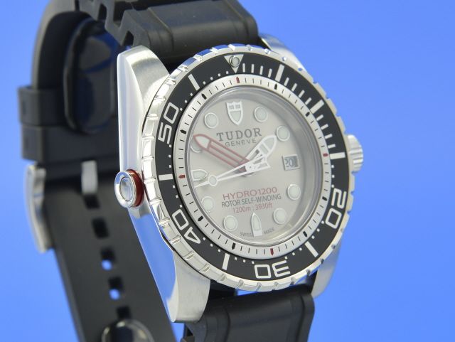 Tudor Hydronaut 1200