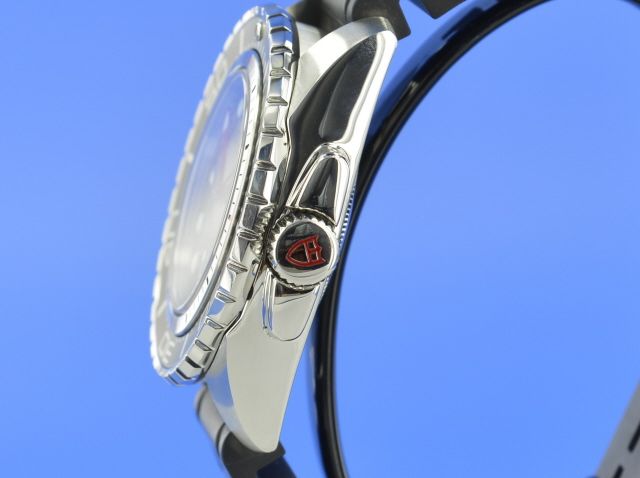 Tudor Hydronaut 1200