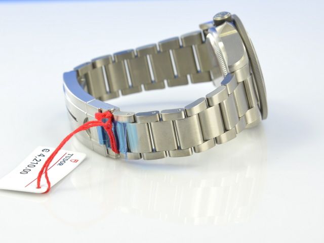 Tudor Pelagos left-hand