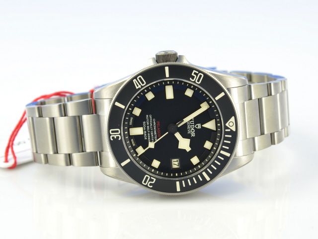 Tudor Pelagos left-hand