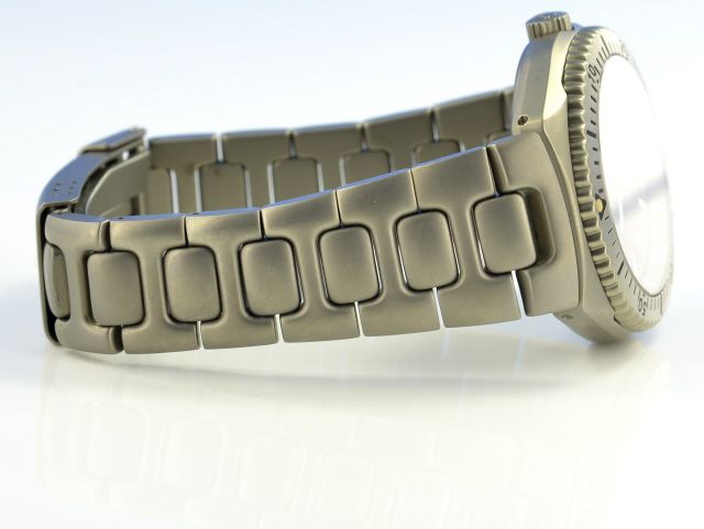 Tutima Di 300 Titan Automatik