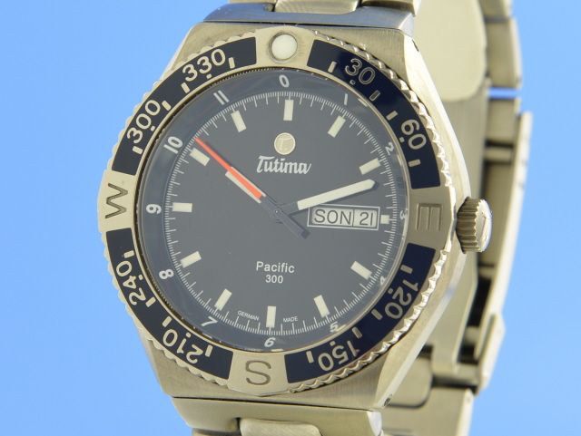 Tutima Pacific 300M