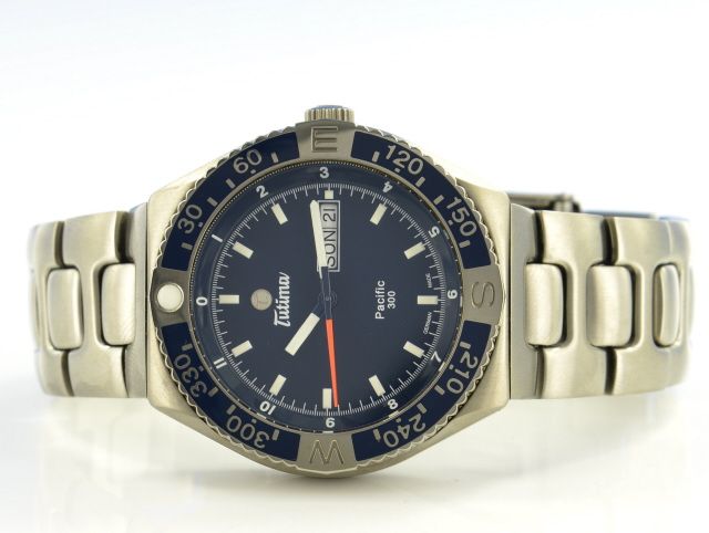 Tutima Pacific 300M