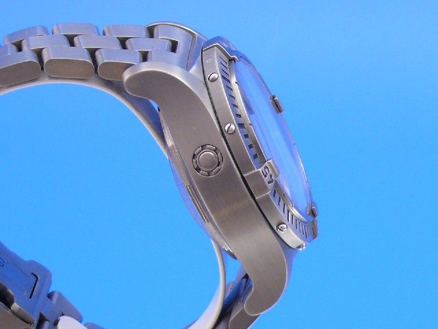 Breitling Avenger Seawolf Titan Utrinque Paratus