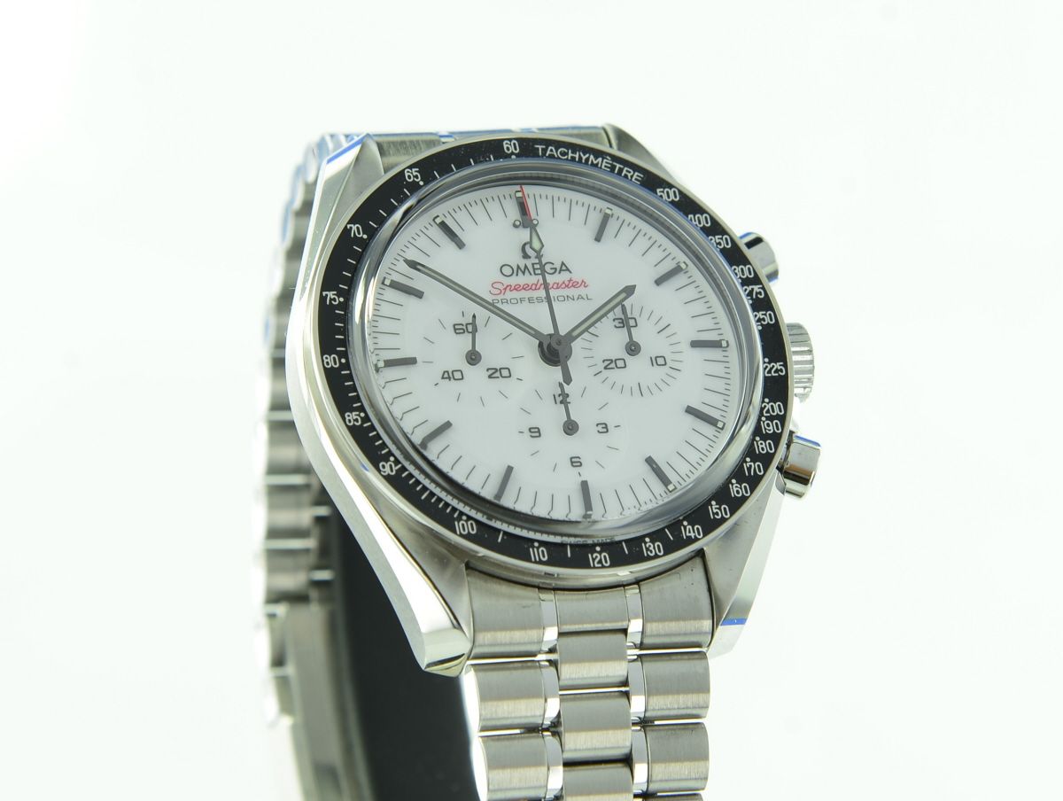 Omega Speedmaster Professional Moonwatch White Dial