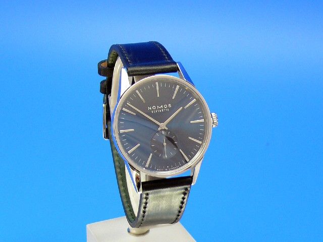 Nomos Tangomat Zrich blaugold