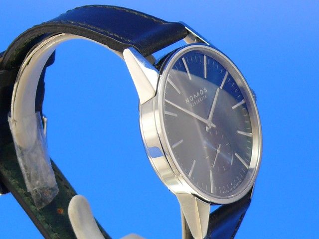 Nomos Tangomat Zrich blaugold