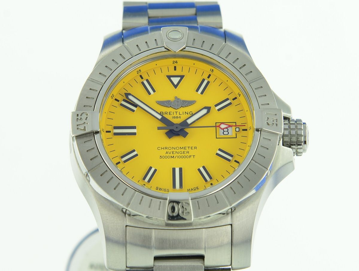 Breitling Avenger Seawolf 45mm Automatik