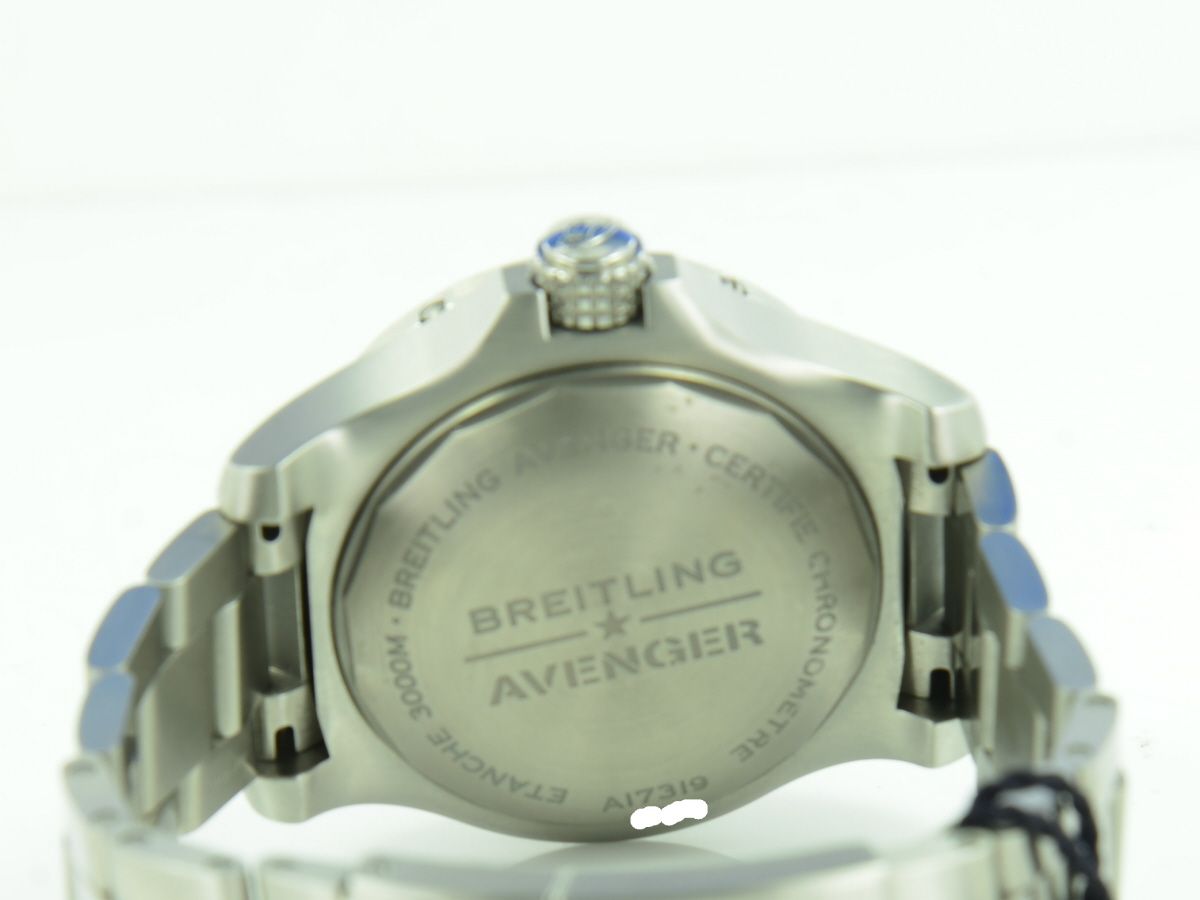 Breitling Avenger Seawolf 45mm Automatik