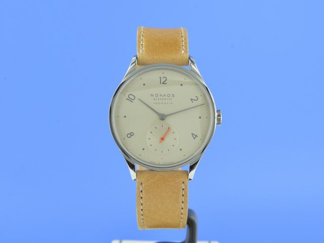 Nomos Minimatik champagner