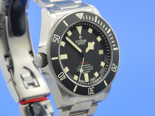 Tudor Pelagos left-hand