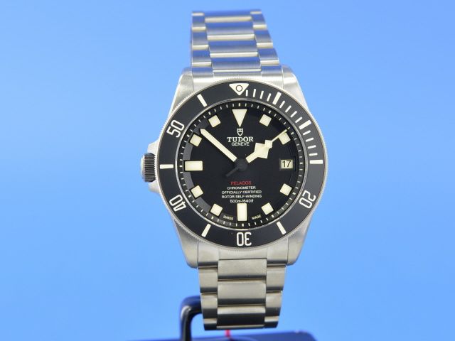 Tudor Pelagos left-hand