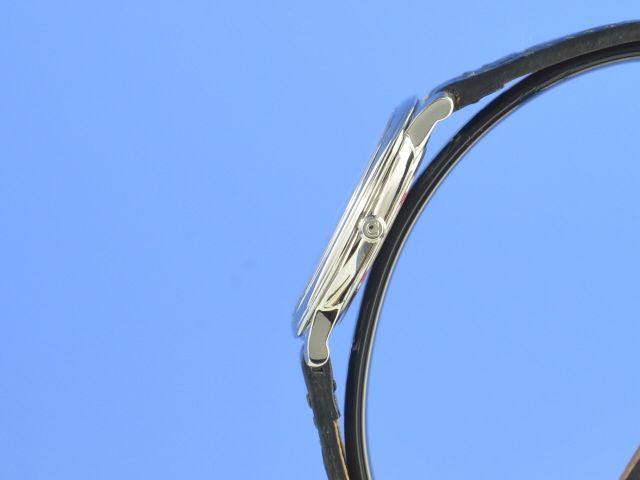 Omega De Ville Prestige 34,4 mm Medium Quarz