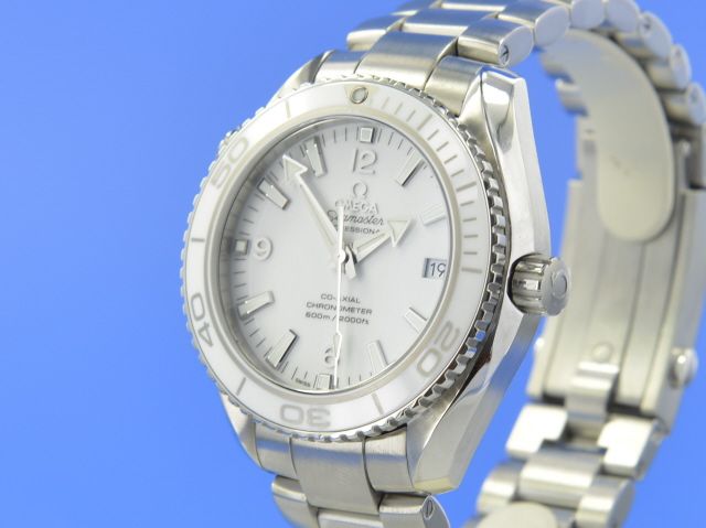 Omega Seamaster Planet Ocean 42 mm