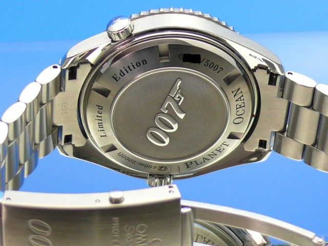 Omega Seamster Planet Ocean Quantum of Solace 007