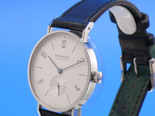 NOMOS Tangente aus 11/2013 unget. UVP*1280