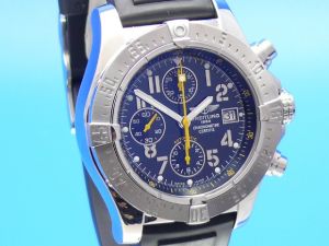 Breitling Avenger Seawolf Code Yello-Limitiertes Modell
