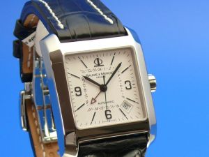 Baume & Mercier Hampton Square GMT