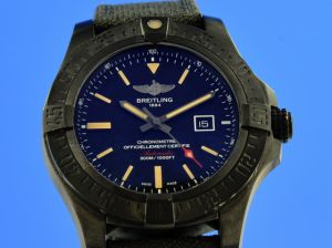 Breitling Avenger Blackbird 44 Titan Ref. V17310