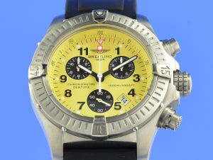 Breitling Avenger Chrono Avenger M1 Titan