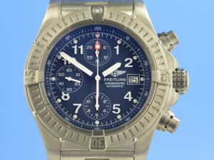 Breitling Avenger Chronograph Titan