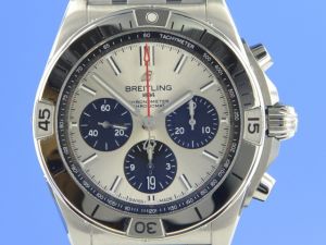 Breitling Chronomat B01