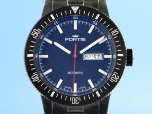 Fortis B-42 Monolith Day/Date