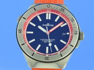 Fortis Marinemaster M-40 Black Dial