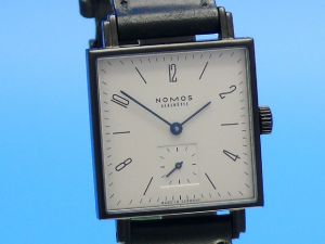 NOMOS Tetra PVD Black NP*1640