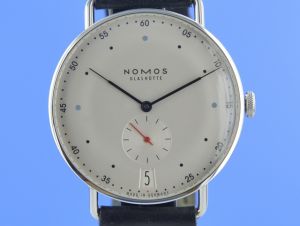 Nomos Metro 38