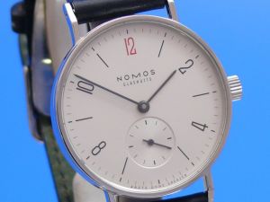 Nomos Tangente rzte ohne Grenzen Limitiert auf 1000St.