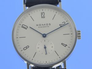 Nomos Tangente Glasboden Faltschliee