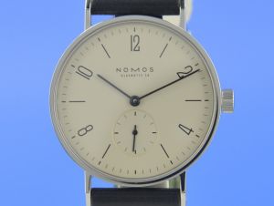 Nomos Tangente