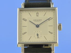 Nomos Tetra 27
