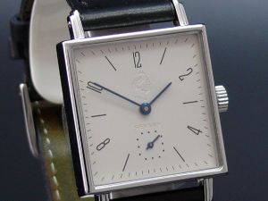 Nomos Tetra 27 Siemens Damen/Herren Uhr