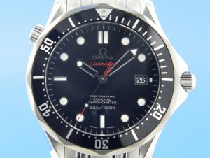 Omega Seamaster Diver 300M James Bond Collector Piece Limitierte Edition