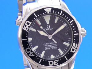 Omega Seamaster Profssional Diver 300M Medium