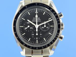 Omega Speedmaster Moonwatch