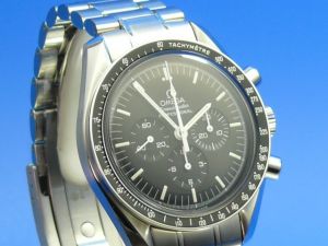 Omega Speedmaster Moonwatch NEU!