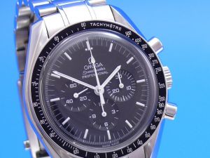 Omega Speedmaster Moonwatch