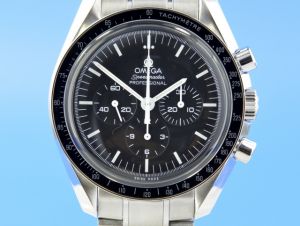Omega Speedmaster Moonwatch